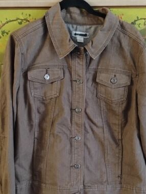 Women’s Brown Button-Front Jacket